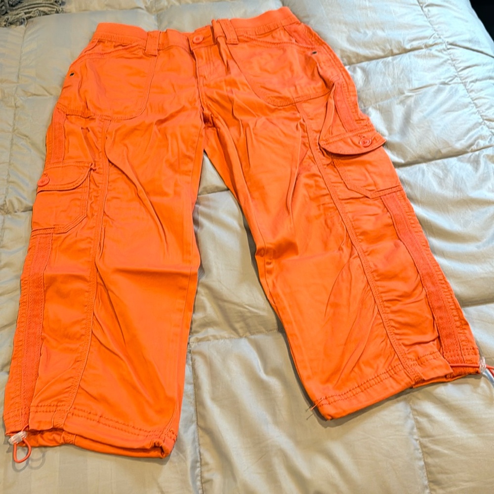 NWT Style & Co. Bungee Capris SZ 4